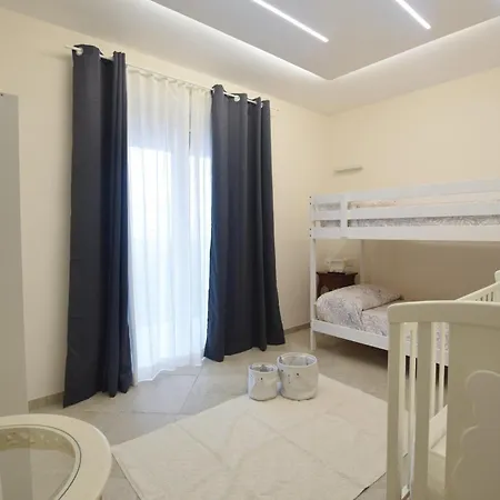 Vakantiehuis 4 Bedroom Gorgeous In