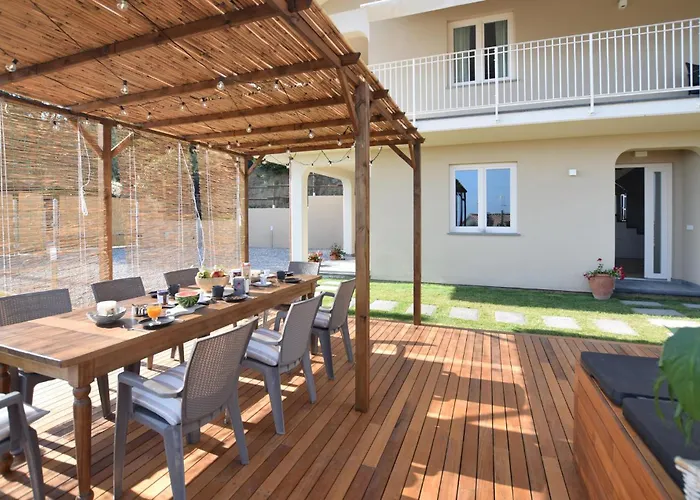 4 Bedroom Gorgeous In