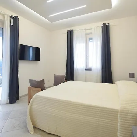 4 Bedroom Gorgeous In