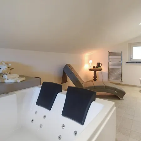 4 Bedroom Gorgeous In *