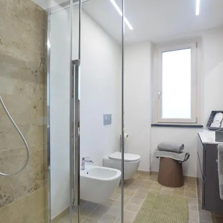 4 Bedroom Gorgeous In * Massarosa