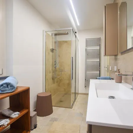 Holiday home 4 Bedroom Gorgeous In