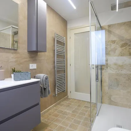 Holiday home 4 Bedroom Gorgeous In *