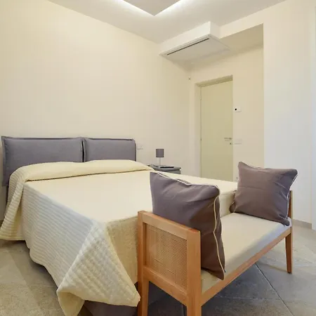 4 Bedroom Gorgeous In Holiday home Massarosa